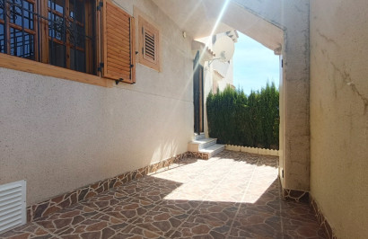 Resale - Apartment / Flat - La Mata