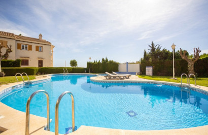 Resale - Apartment / Flat - La Mata