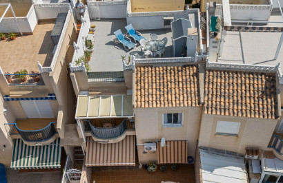 Resale - Apartment / Flat - Torrevieja - El chaparral