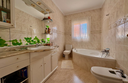 Herverkoop - Stadshuis - Rojales - Ciudad Quesada