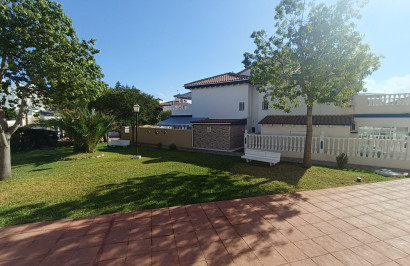 Resale - Apartment / Flat - Torrevieja