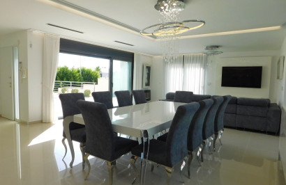 Resale - Detached Villa - San Miguel de Salinas