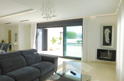 Resale - Detached Villa - San Miguel de Salinas