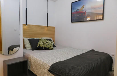 Resale - Apartment / Flat - Torrevieja