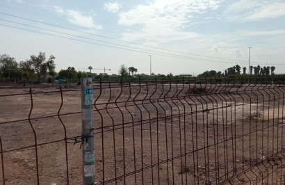 Resale - Plot / Land - Los Montesinos - La Herrada