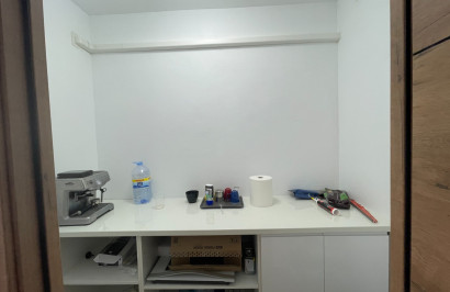 Resale - Commercial Unit - Guardamar del Segura - Comunidad Valenciana