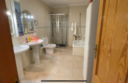 Herverkoop - Vrijstaande villa - Daya Nueva