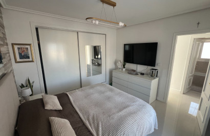 Reventa - Villa independiente - Algorfa