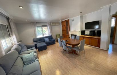 Herverkoop - Vrijstaande villa - Crevillente