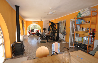 Revente - Finca / Propriété de campagne - Crevillente