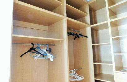 Alquiler a largo plazo - Apartamento / Piso - San Miguel de Salinas