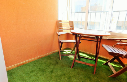 Alquiler a largo plazo - Apartamento / Piso - San Miguel de Salinas