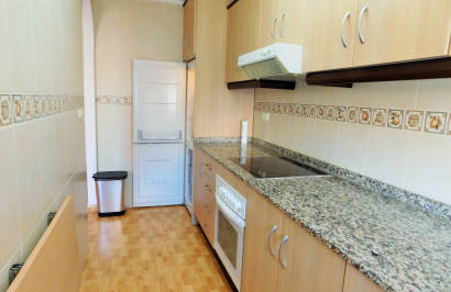 Alquiler a largo plazo - Apartamento / Piso - San Miguel de Salinas