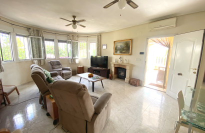 Reventa - Villa independiente - Ciudad Quesada - Central Quesada