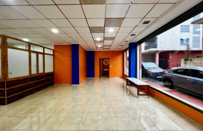 Herverkoop - Commerciële eenheid - Beniel