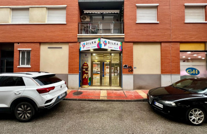 Herverkoop - Commerciële eenheid - Beniel