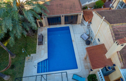 Herverkoop - Vrijstaande villa - Torrevieja - Los balcones