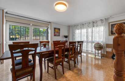 Herverkoop - Vrijstaande villa - Torrevieja - Los balcones