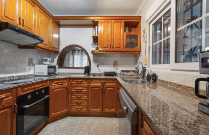 Herverkoop - Vrijstaande villa - Torrevieja - Los balcones