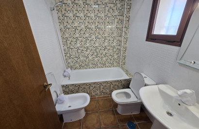 Reventa - Apartamento / Piso - Algorfa