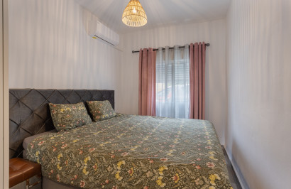 Resale - Finca / Country Property - Albatera