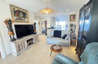 Resale - Apartment / Flat - Villamartín