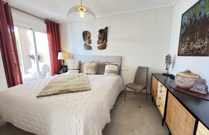 Resale - Apartment / Flat - Villamartín