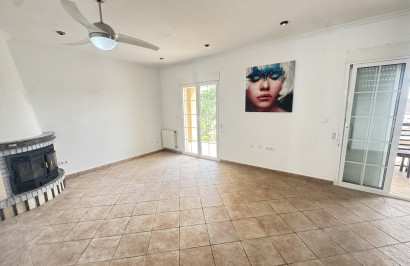 Reventa - Villa independiente - San Miguel de Salinas