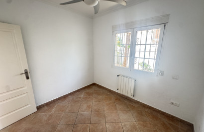 Reventa - Villa independiente - San Miguel de Salinas