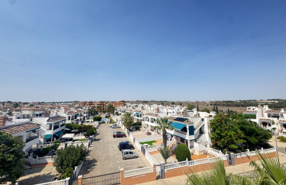 Resale - Apartment / Flat - Villamartín