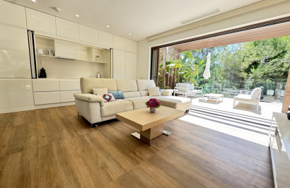 Resale - Detached Villa - San Miguel de Salinas - Las Colinas Golf