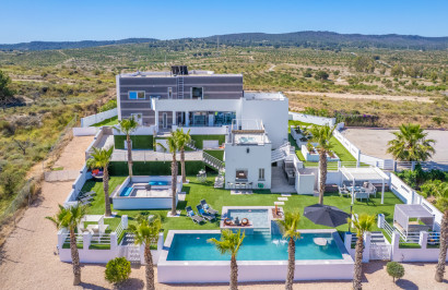 Resale - Detached Villa - Torremendo