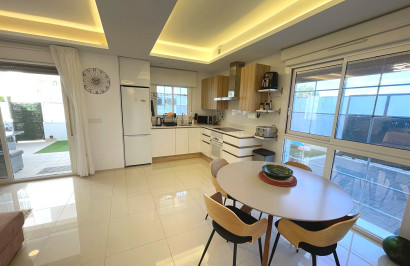 Reventa - Apartamento / Piso - Ciudad Quesada - Doña Pena