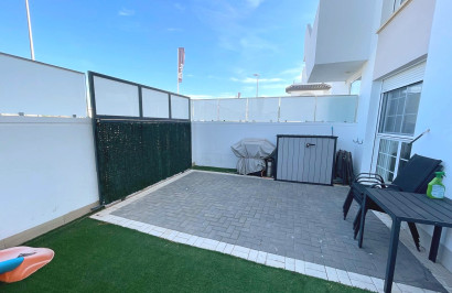 Reventa - Apartamento / Piso - Ciudad Quesada - Doña Pena