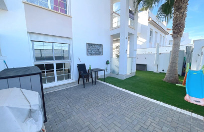 Reventa - Apartamento / Piso - Ciudad Quesada - Doña Pena