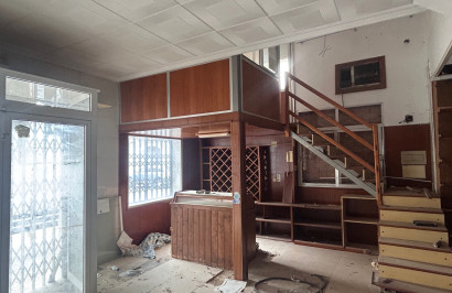 Resale - Town House - Jacarilla