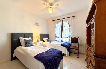 Reventa - Villa independiente - Villamartín