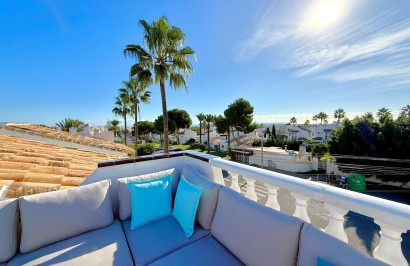 Reventa - Villa independiente - Villamartín