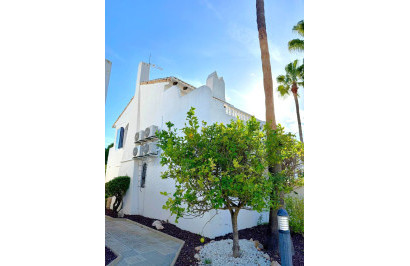 Reventa - Villa independiente - Villamartín