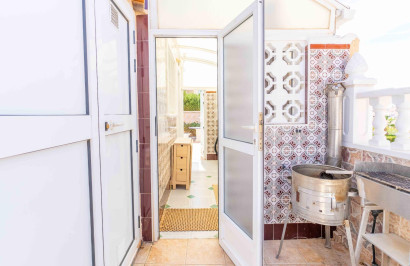 Resale - Detached Villa - Orihuela Costa - Punta Prima