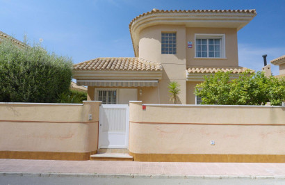 Resale - Detached Villa - Orihuela Costa - Punta Prima