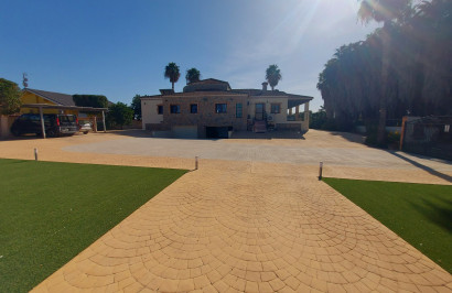 Resale - Finca / Country Property - Bigastro