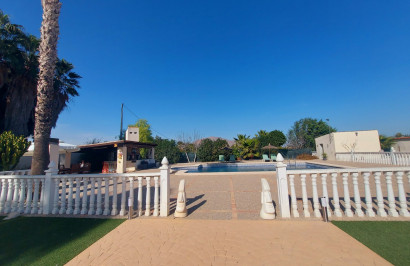 Resale - Finca / Country Property - Bigastro