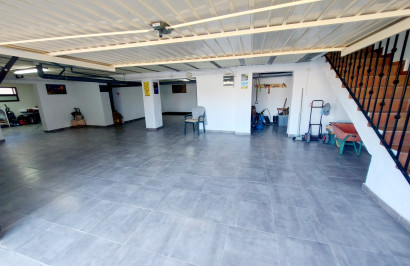 Resale - Finca / Country Property - Bigastro