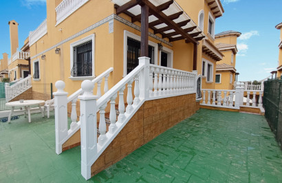 Herverkoop - Halfvrijstaande villa - Ciudad Quesada