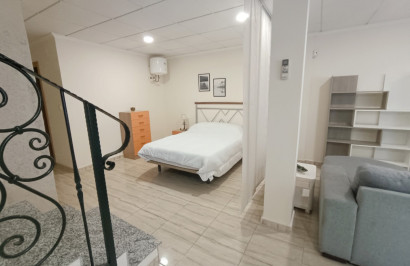 Herverkoop - Halfvrijstaande villa - Ciudad Quesada