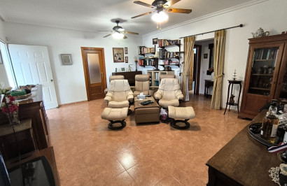 Reventa - Finca / Propiedad de Campo - Orihuela