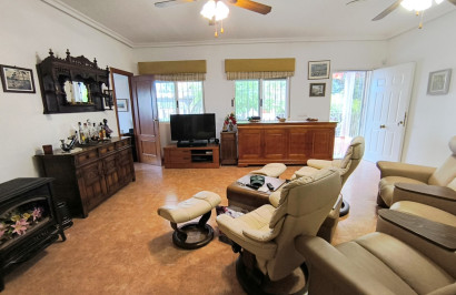 Reventa - Finca / Propiedad de Campo - Orihuela