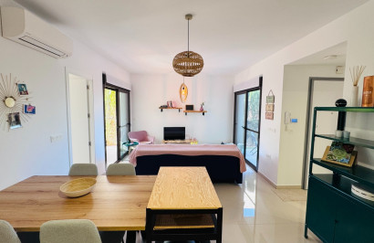 Reventa - Apartamento / Piso - Algorfa