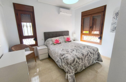 Herverkoop - Vrijstaande villa - Algorfa